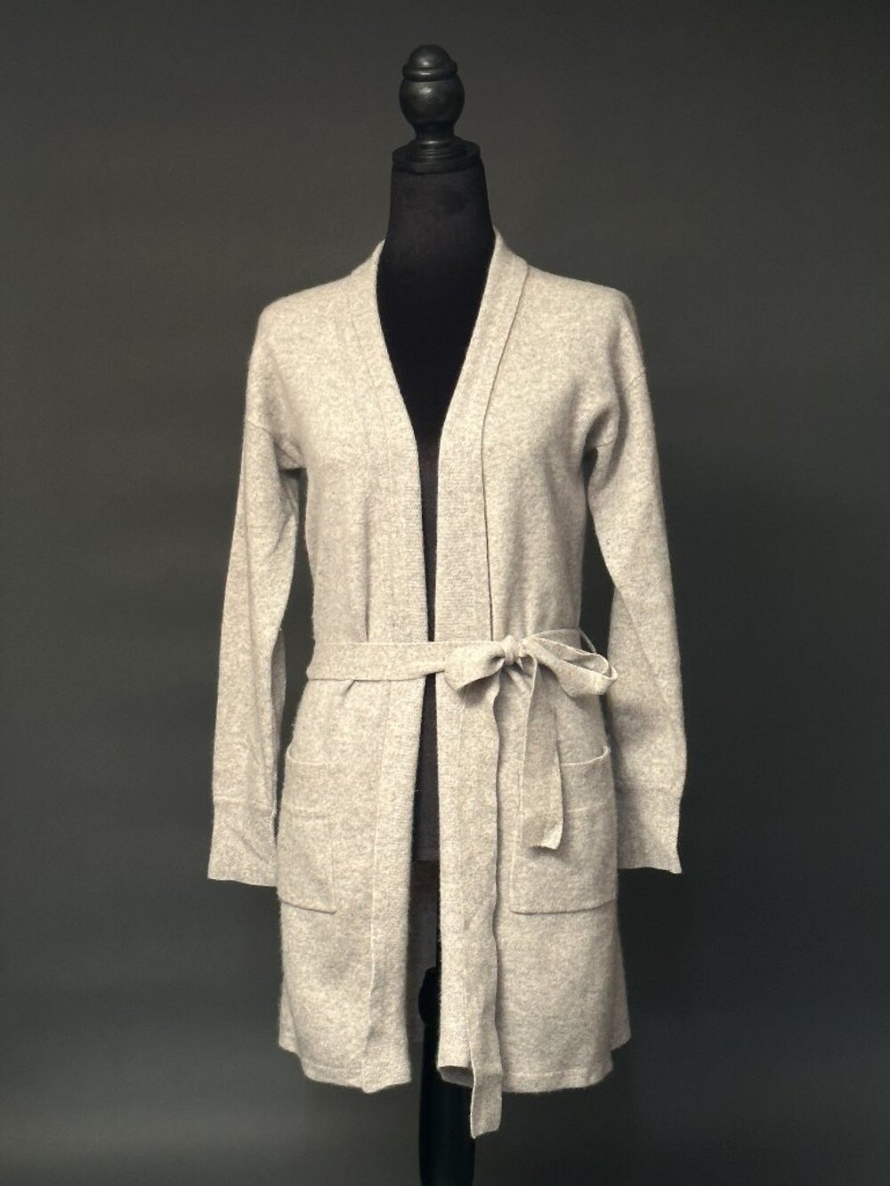 Tahari Cashmere Robed Sweater with Belt Heather Gray